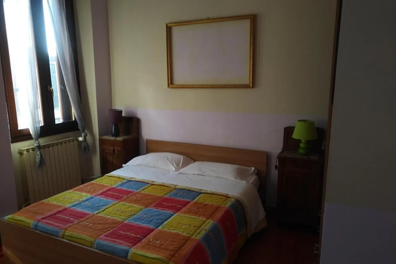 Affittacamere La Corte Del Poeta Hotel Buscate