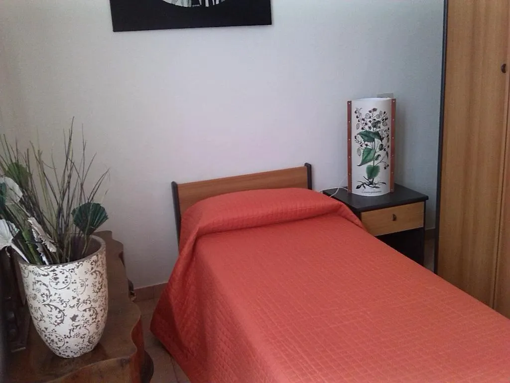La Corte Del Poeta Hotel Buscate Guest house